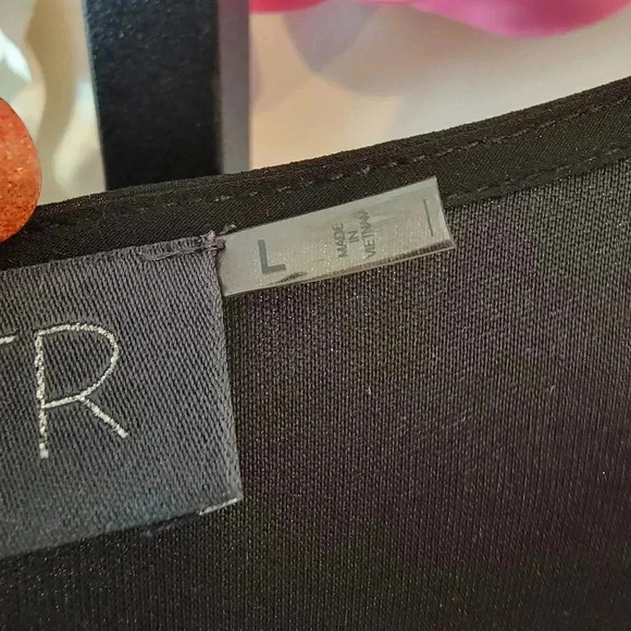 ASTR Lace Trim Romper - Picture 6 of 6